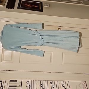 Ugg, women's XL robe. Soft aqua material. Never worn but no tags.